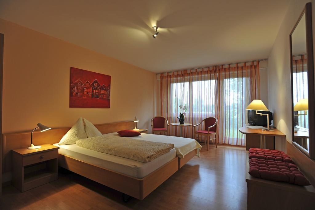 Hotel Restaurant Le Chalet Cortaillod Dış mekan fotoğraf