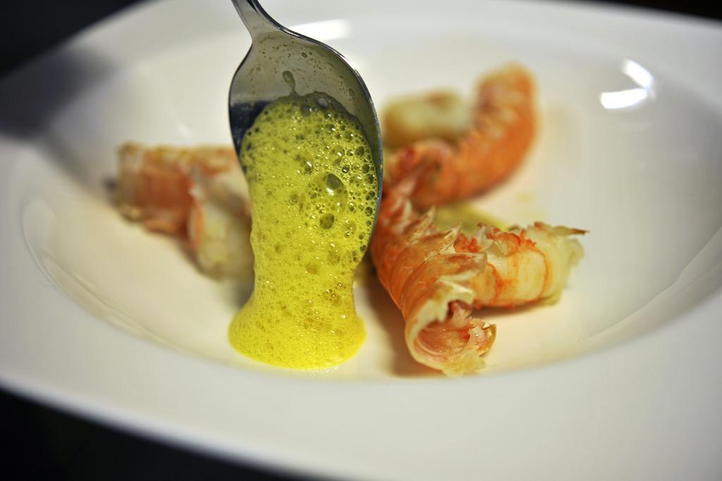 Hotel Restaurant Le Chalet Cortaillod Dış mekan fotoğraf