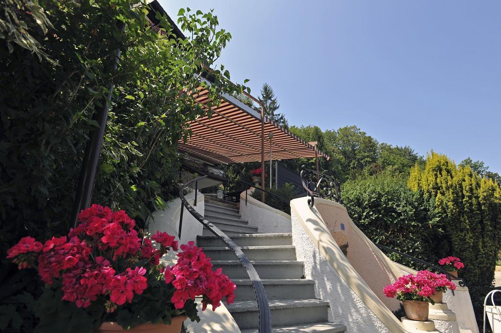 Hotel Restaurant Le Chalet Cortaillod Dış mekan fotoğraf